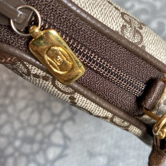 Vintage Gucci shoulder crossbody bag - Picture 8 of 11